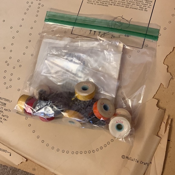 Vintage 1978 McCulla Crafts Inc, BUTTERFLY String Art Kit made in the USA - Picture 11 of 13